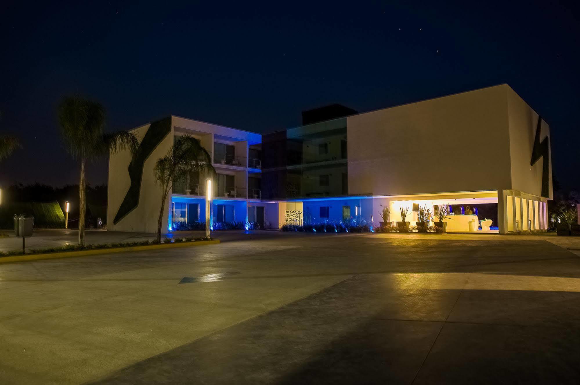 Hotel Aqua Spa & Resort Martínez de La Torre Exterior photo
